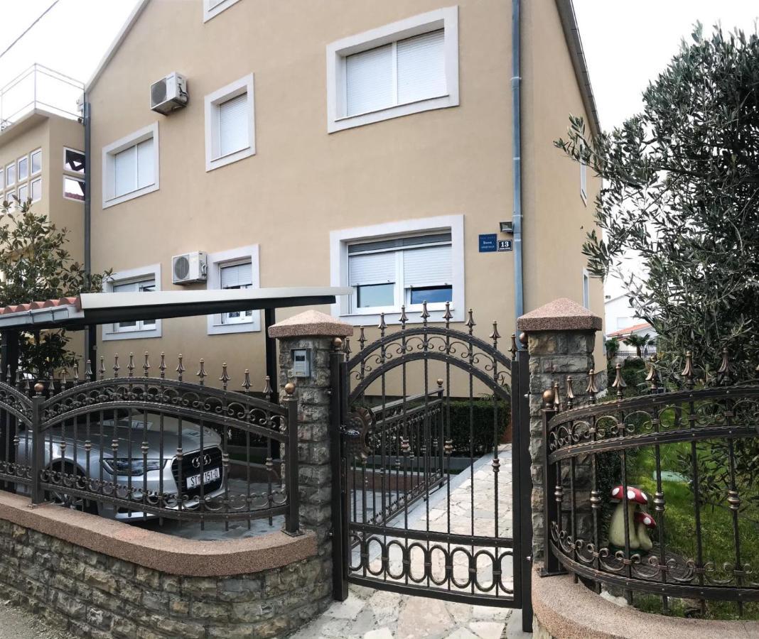 Apartments Robert Kastela Luaran gambar