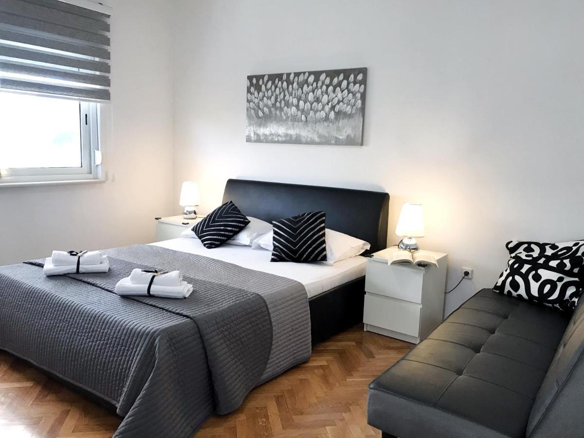Apartments Robert Kastela Luaran gambar